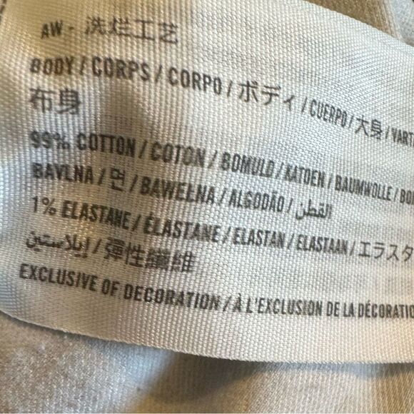 Abercrombie The 90’s Skinny High Rise Acid Wash Jean - Picture 10 of 10